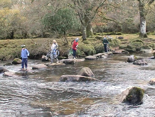 14 Nov 2004 · Dartmeet